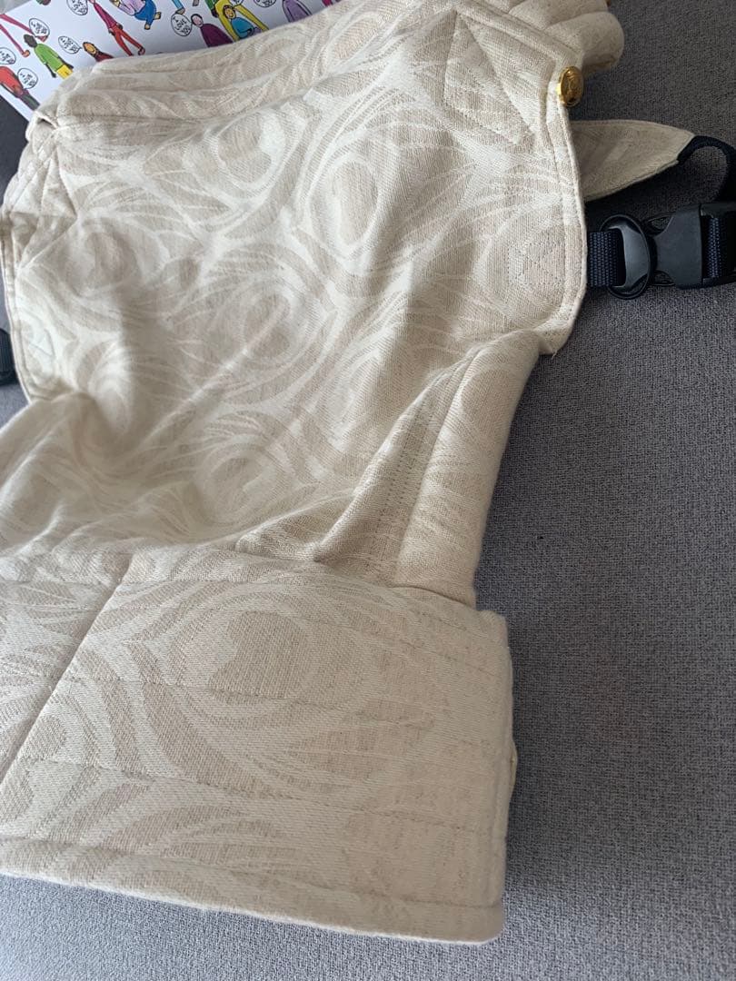 【artipoppe】ザイガイスト アーガス・オート(リネン) 抱っこ紐