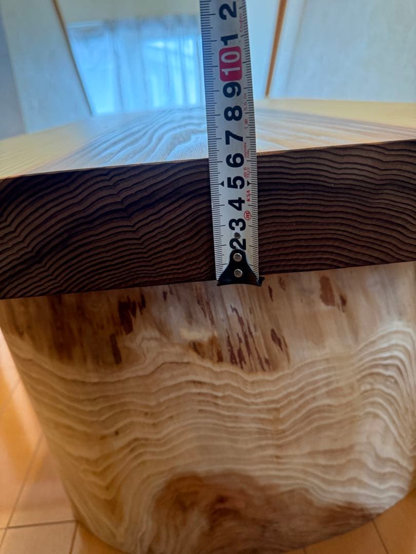 天然杉一枚板最高級杢目のゴツ脚安定テーブル　beeswax塗装仕上げ‼️