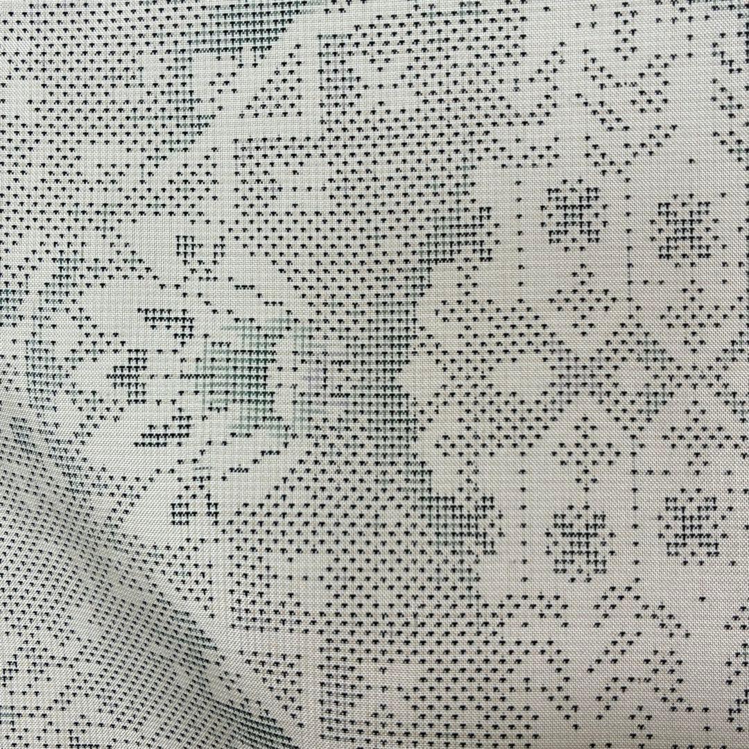 D40 本場白大島紬 正絹 着物 袷 美品