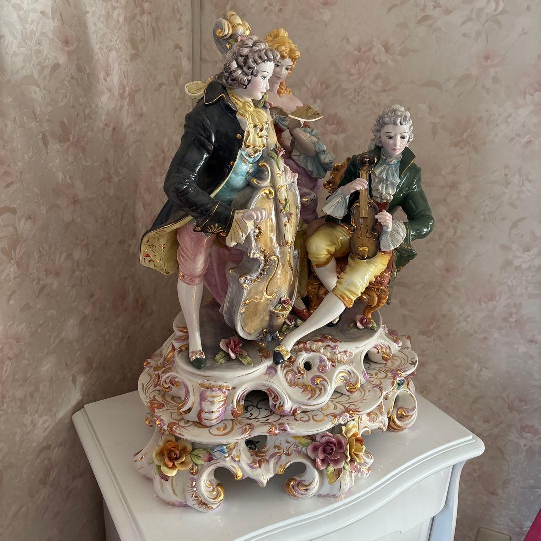 マ*セ様 音楽家の陶器フィギュア置物