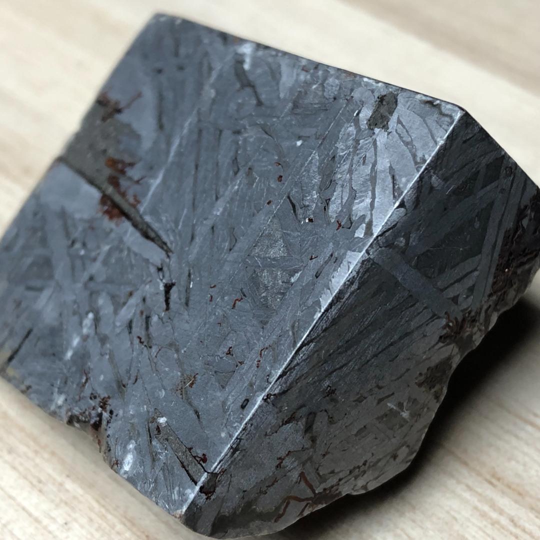 草*真様 隕石 鉄隕石　アルタイ隕石　外皮付き　ナチュラル 重さ約120ｇ　ケー