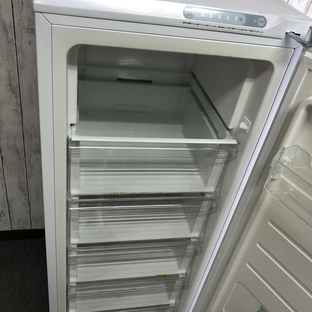 【やや使用感あり】アイリスオーヤマ　ノンフロン冷凍庫　IUSN-14B-W　H