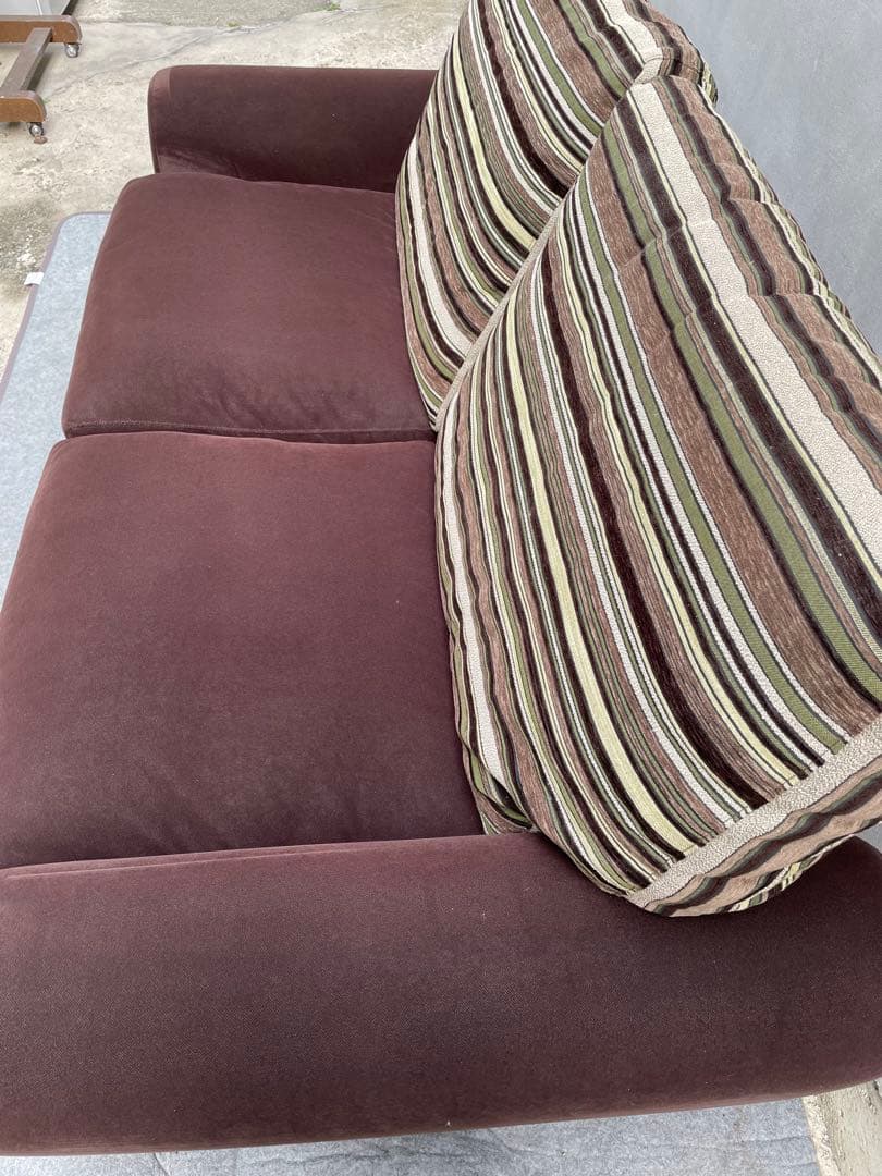 近隣配達可能　割と綺麗　ニトリ　3人掛け　ソファ　カルメン