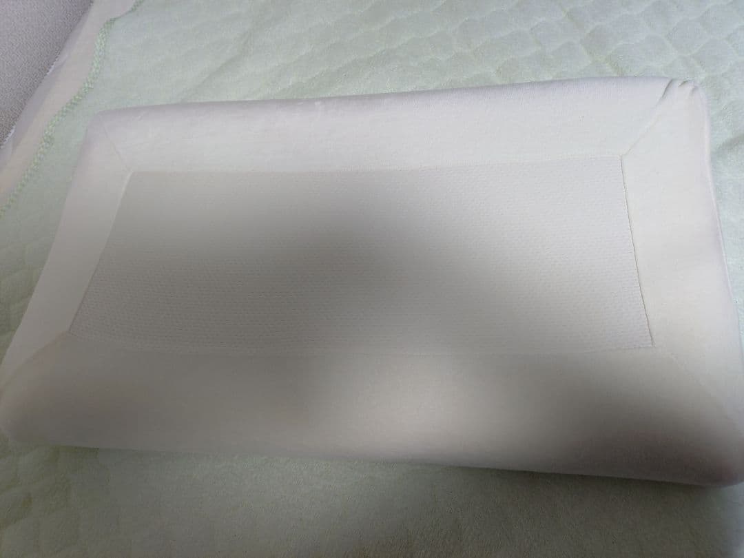 エア・トスカーナ☆マニフレックス　枕（半年使用）