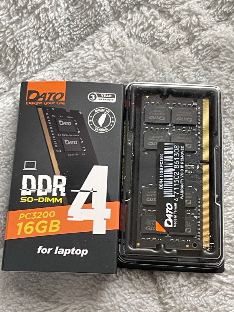 【ほぼ新品】16GB DDR4-3200(PC4-25600)ノートPC用メモリ
