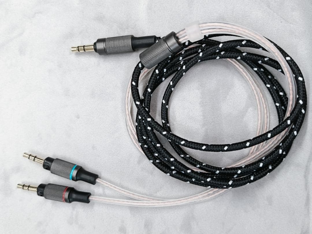 Kiwi　Ears　Atheia　デュアルドライバーヘッドフォン