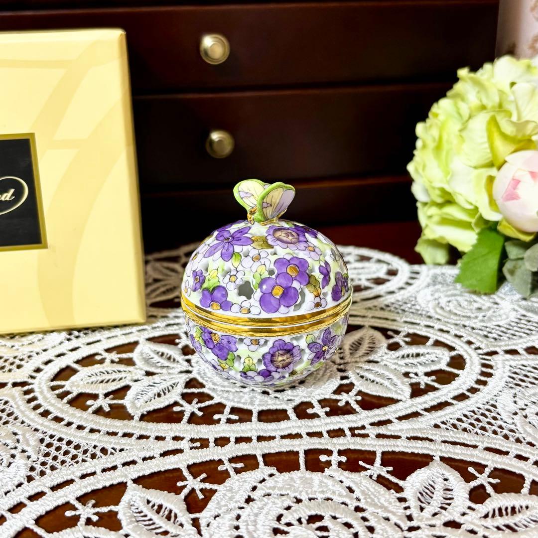 ヘレンド 透かしボンボン ファンタジー パープル 蝶