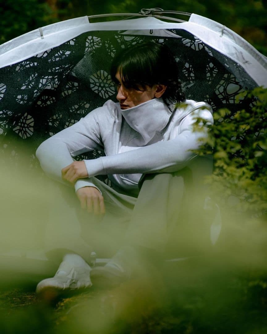 Nike ISPA morph Poncho テント