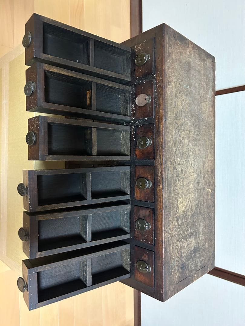 ち*み様 アンティーク　小引出し薬箪笥 昭和初期　木製小引き出し レア物