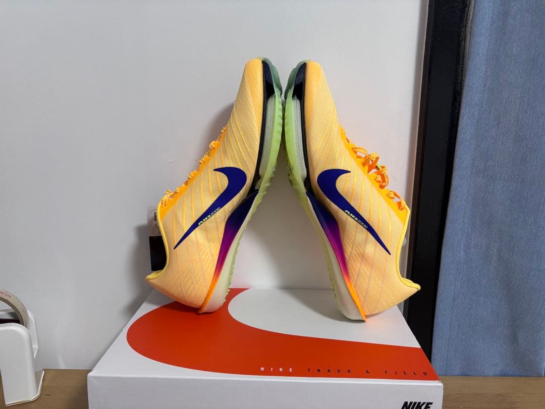 NIKE エアズームマックスフライ27.0