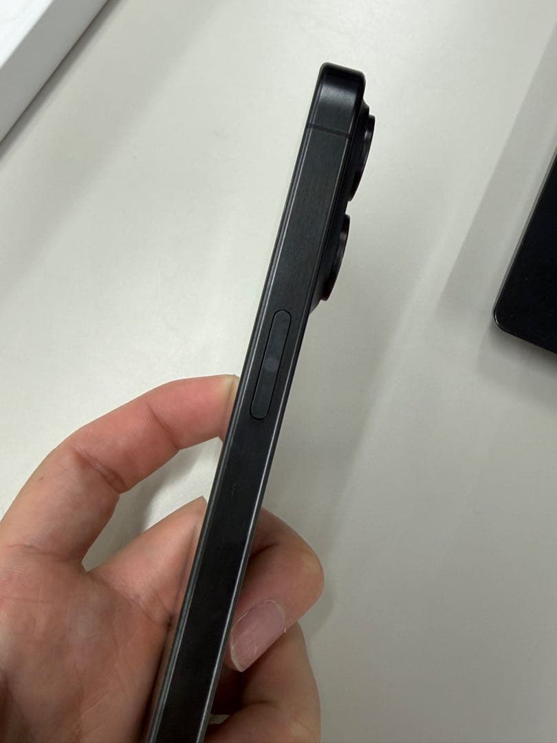 Apple iPhone 15 Pro 256GB ※本体のみ