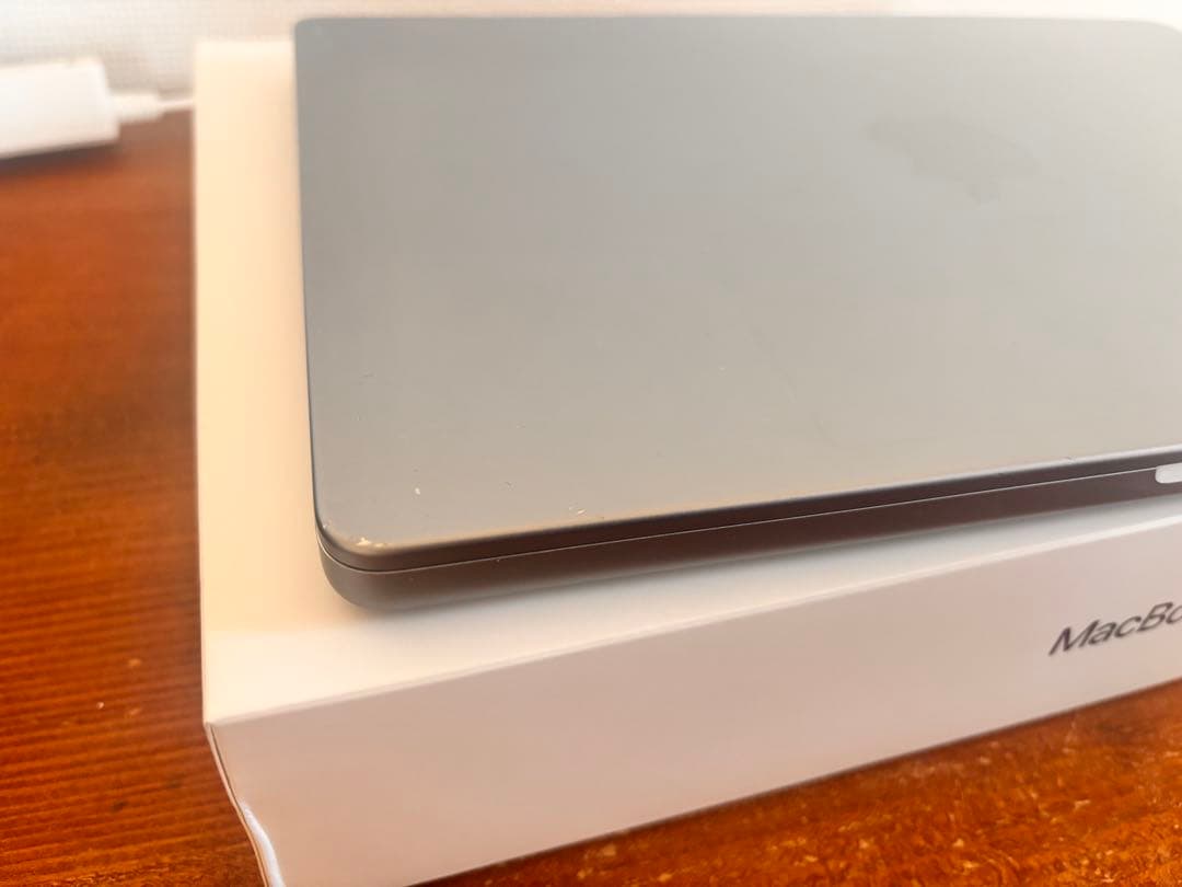 Macbook Pro M1 Pro 14インチ スペースグレイ512GB