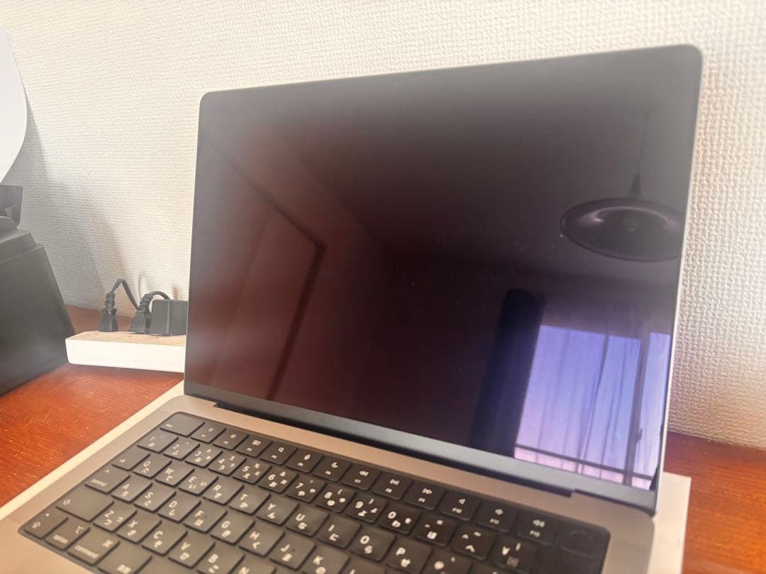 Macbook Pro M1 Pro 14インチ スペースグレイ512GB