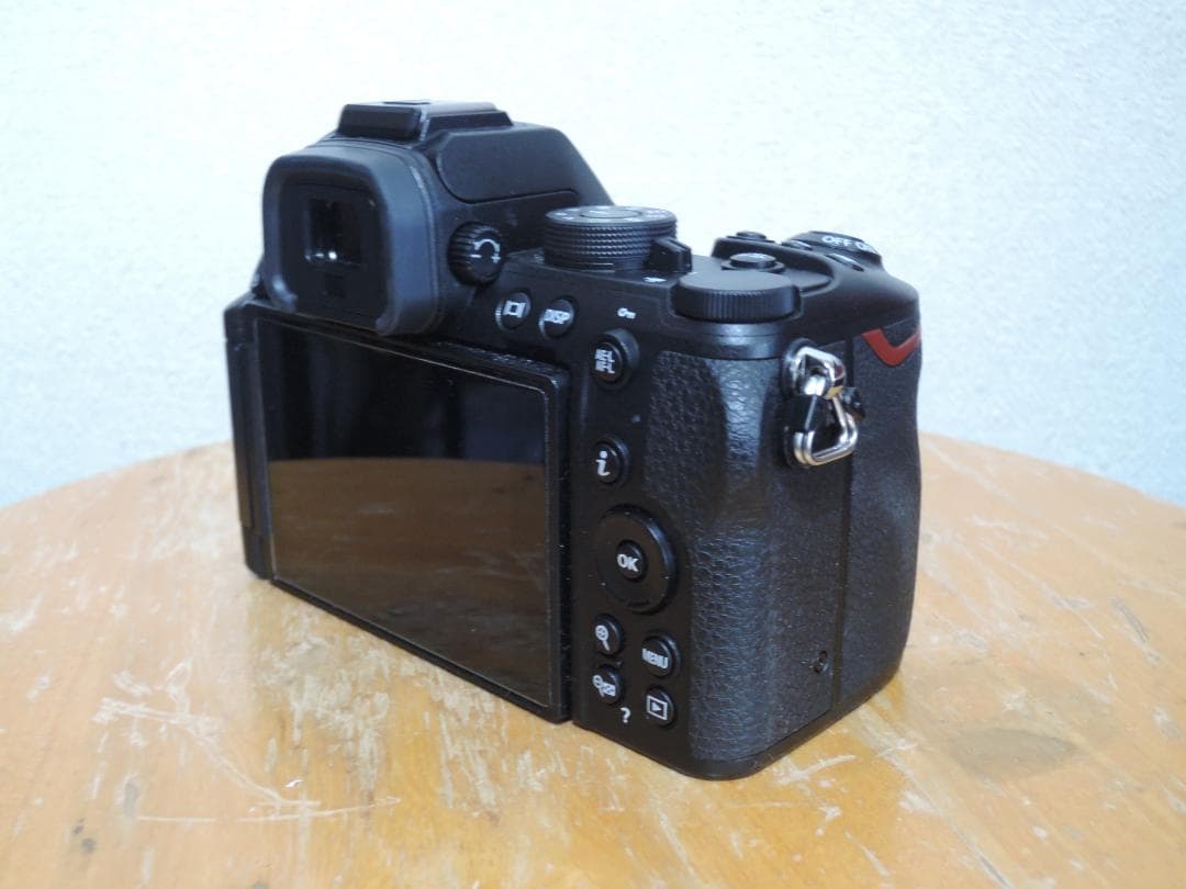 h*h様 ニコン Z50II ボディ 極上美品！ショット数1300、メーカー保証