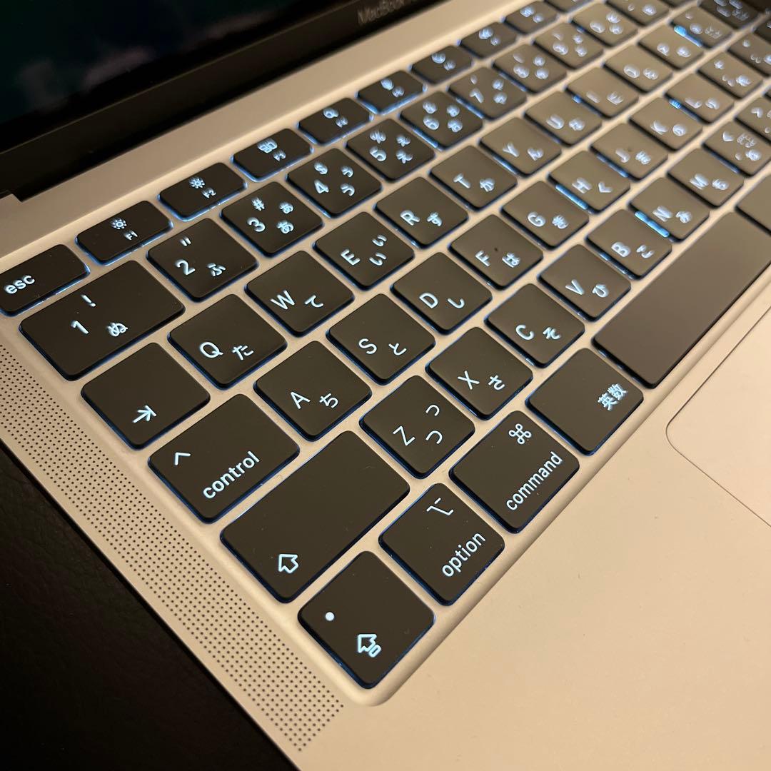 Apple MacBookAir M1 256GB 16GB SG おまけ付