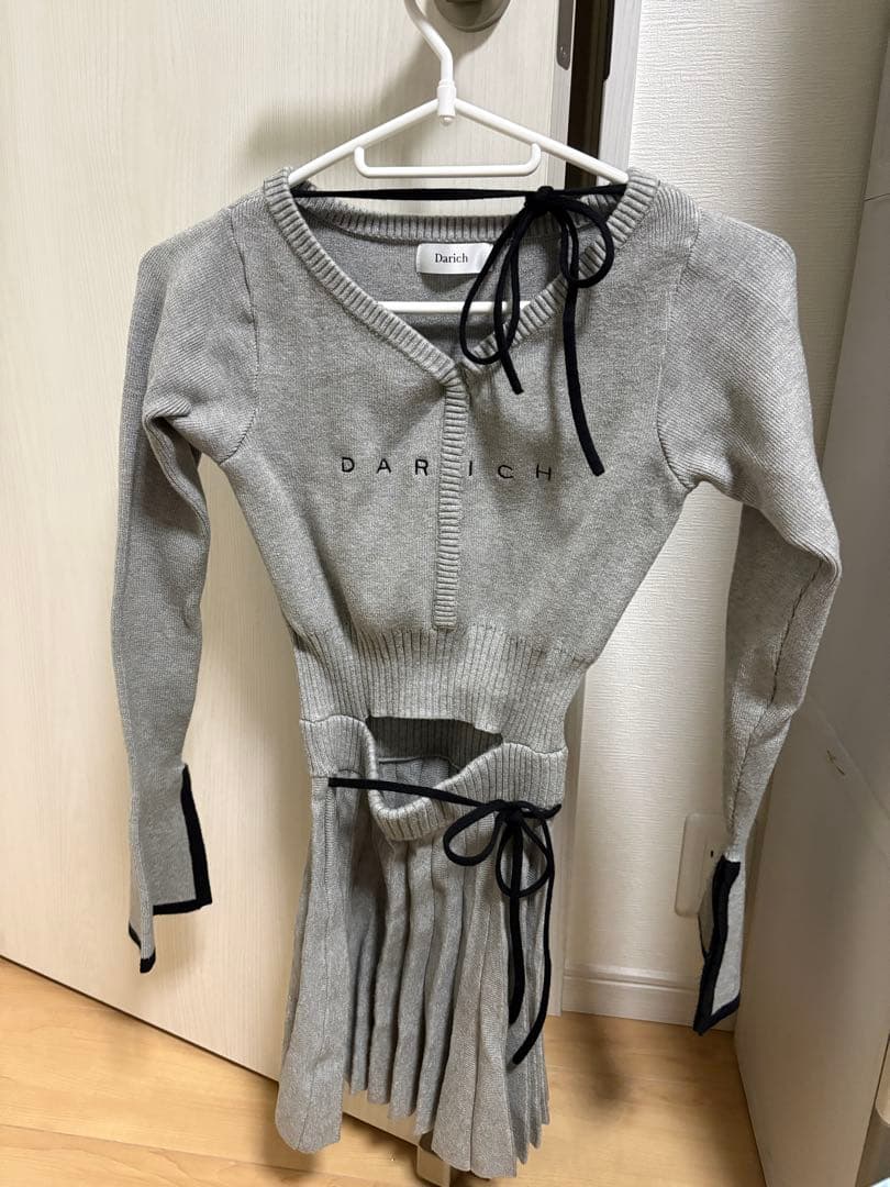 Darich ウエストオープンリボンデザインニットミニワンピース GRY