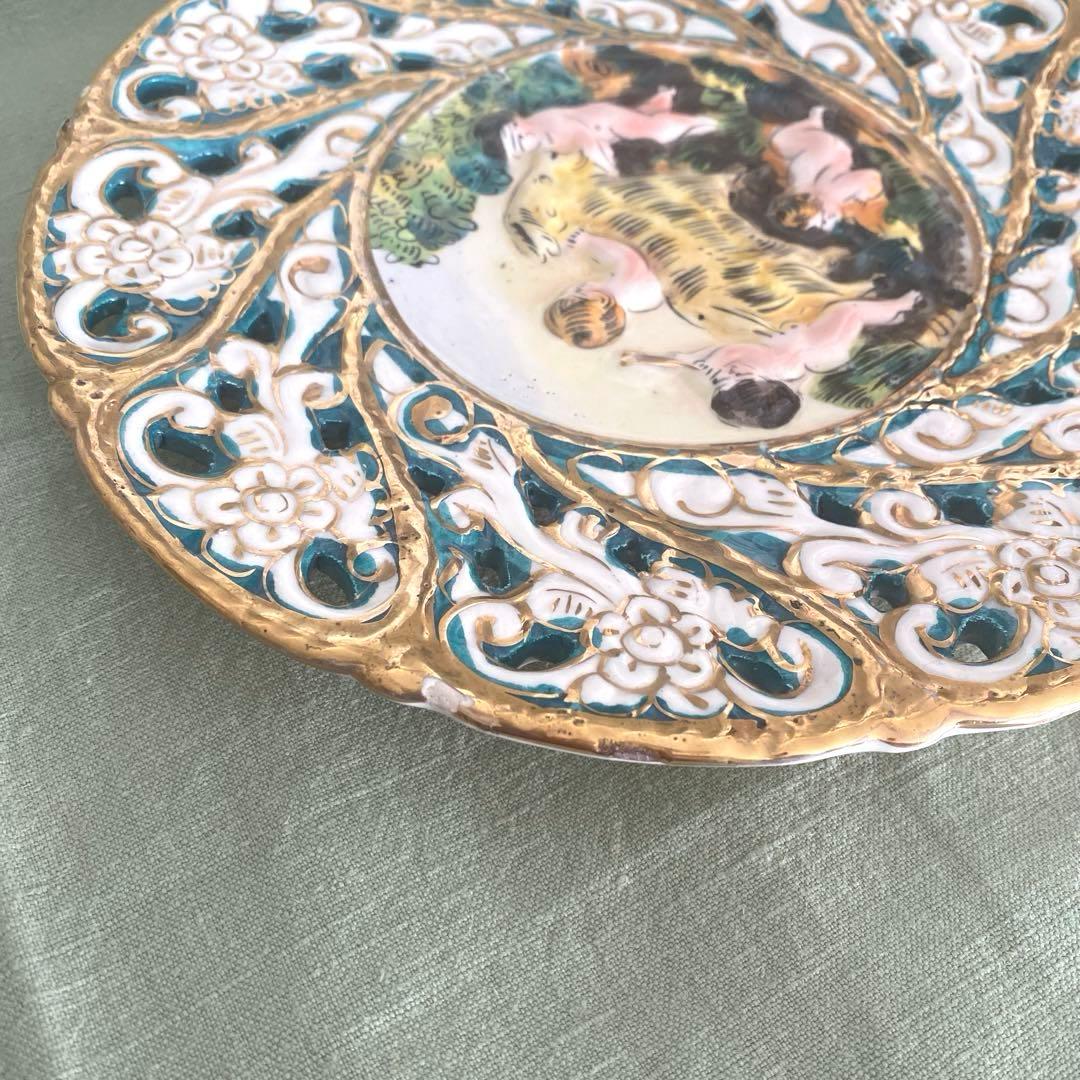 CAPODIMONTE イタリア製 陶器 飾り皿 天使　エンボス装飾アンティーク