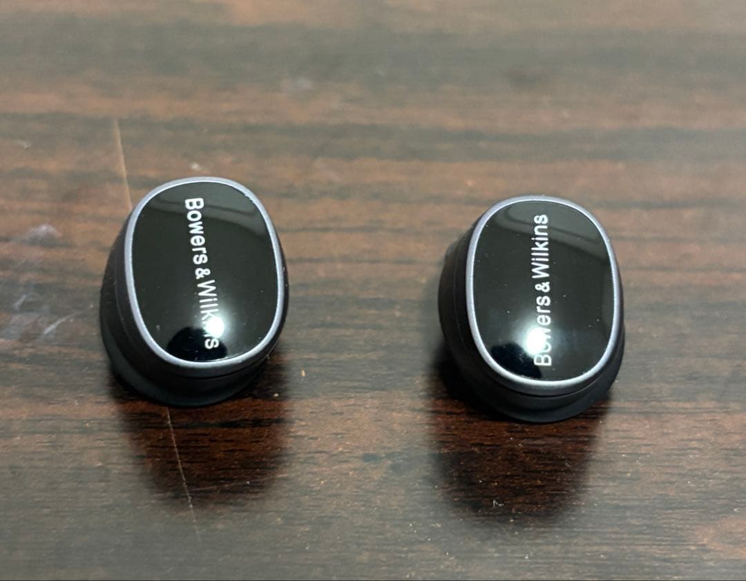 Bowers&Wilkins PI8 ブラック