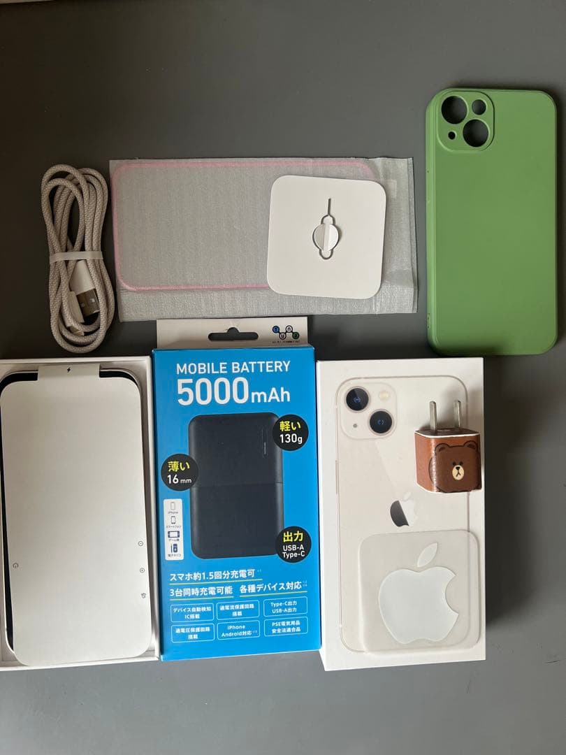 Apple iPhone 13 ホワイト 中古美品 5000mAhバッテリー付き