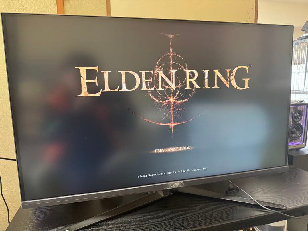 ASUS ROG Swift PG32UQ 4K 32インチ　ゲーミングモニター