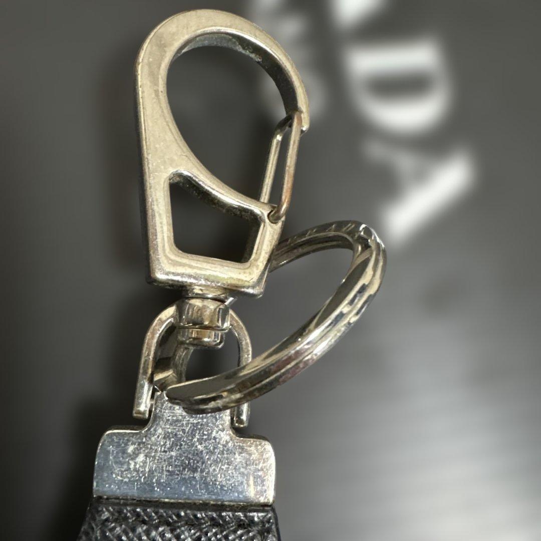 PRADA サフィアーノレザー キーリング