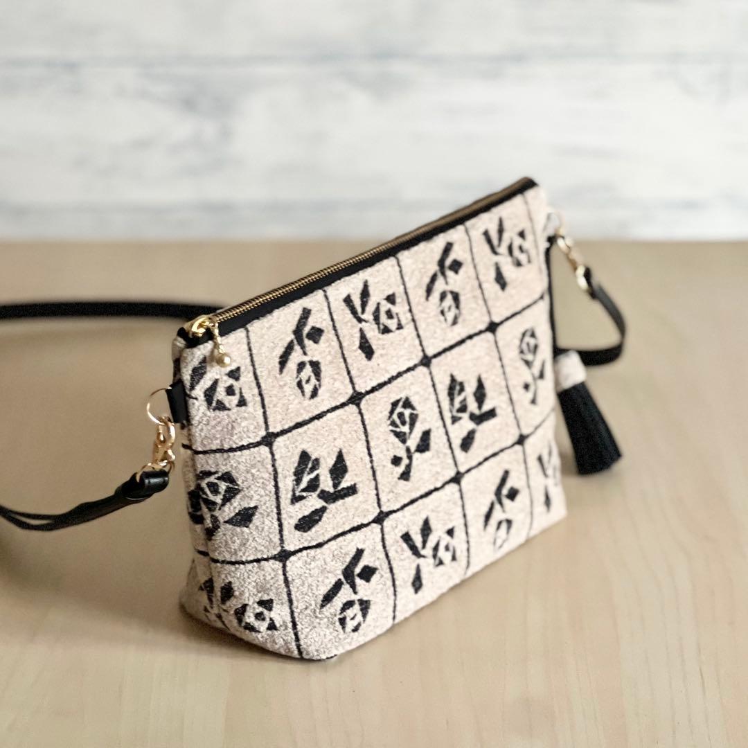 ミナペルホネン Lulu beigeショルダーバッグMB509-053