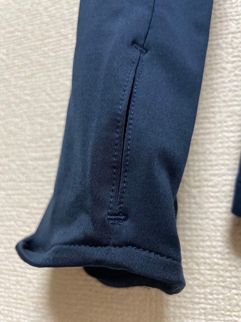 【正規品】新品タグ付き 日本Mサイズ相当 レアルマドリード トレーニングトップ