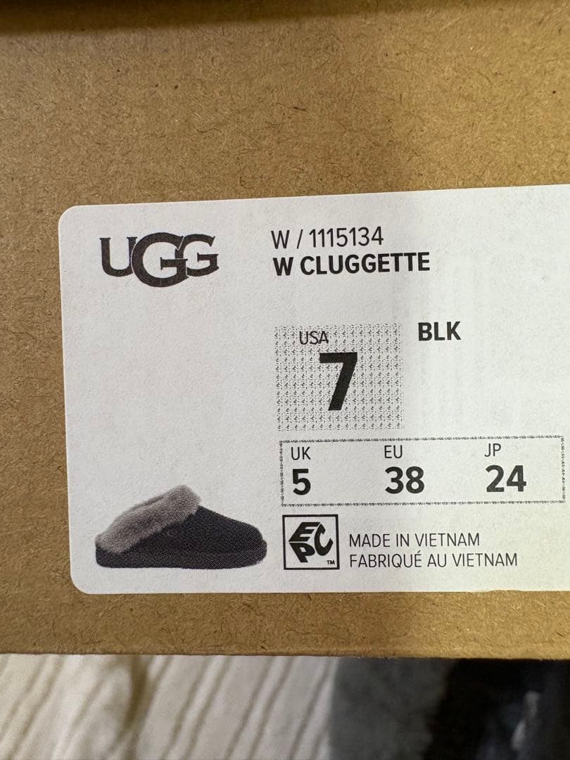 UGG ブラック　クラゲット24センチ