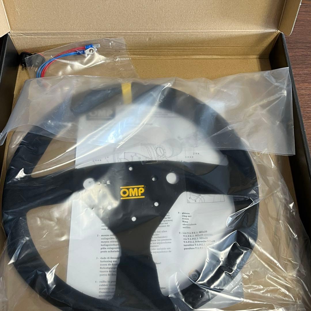 OMP ステアリングホイール　美品　未使用　OD/2042/N