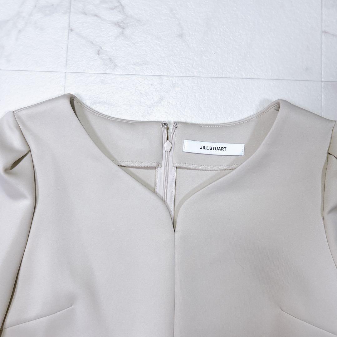 美品 JILLSTUART ストレッチダブルクロスタフタコンビトップ ベージュ