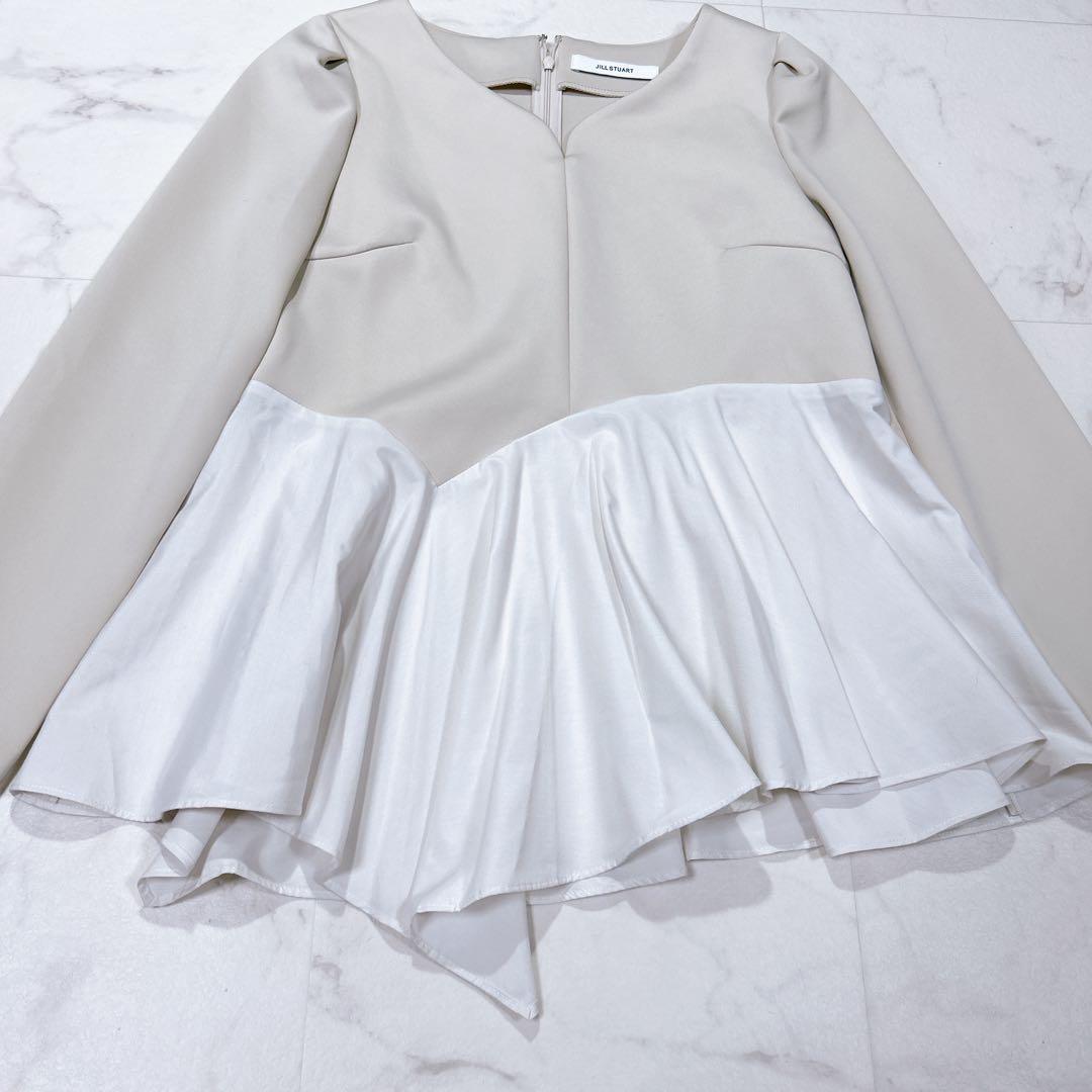 美品 JILLSTUART ストレッチダブルクロスタフタコンビトップ ベージュ