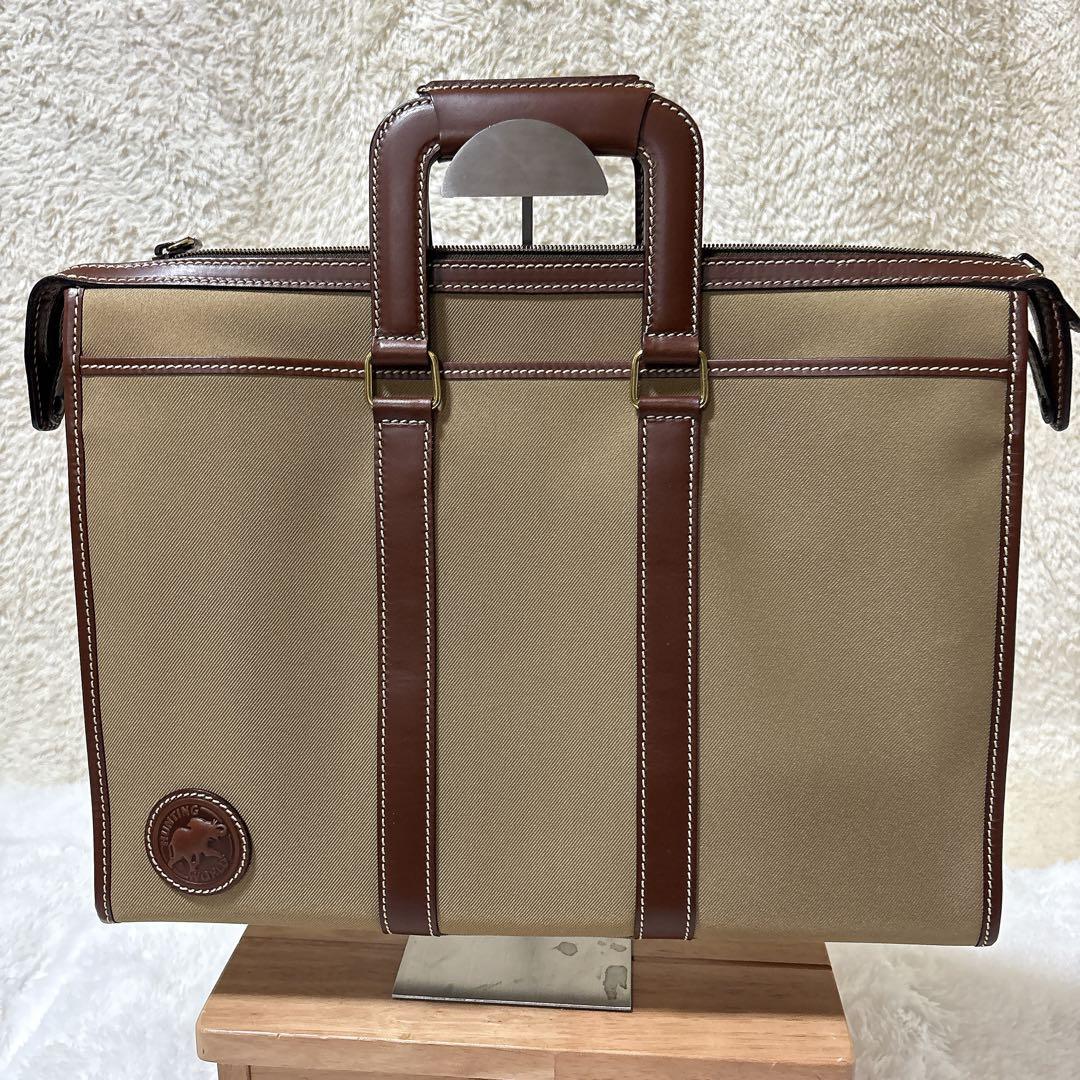 【新品】ハンティングワールド 高級ビジネスバッグ タグ付き 2WAY A4収納可