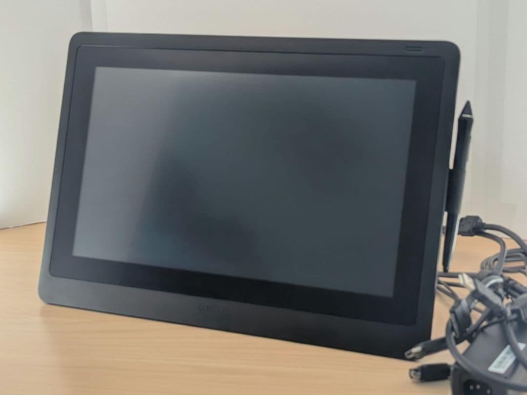 Wacom Cintiq 16 液タブ 専用スタンド付き 動作確認済 匿名配送