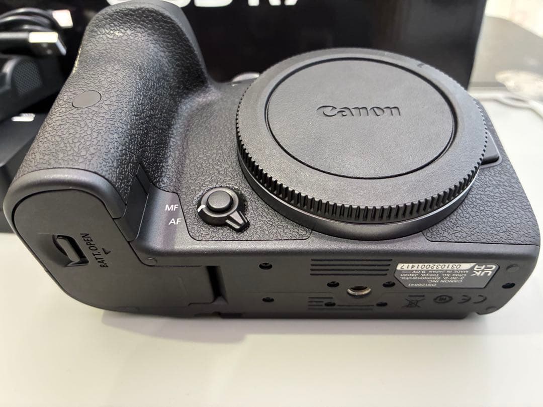 R　Canon EOS R7 ミラーレス一眼カメラ