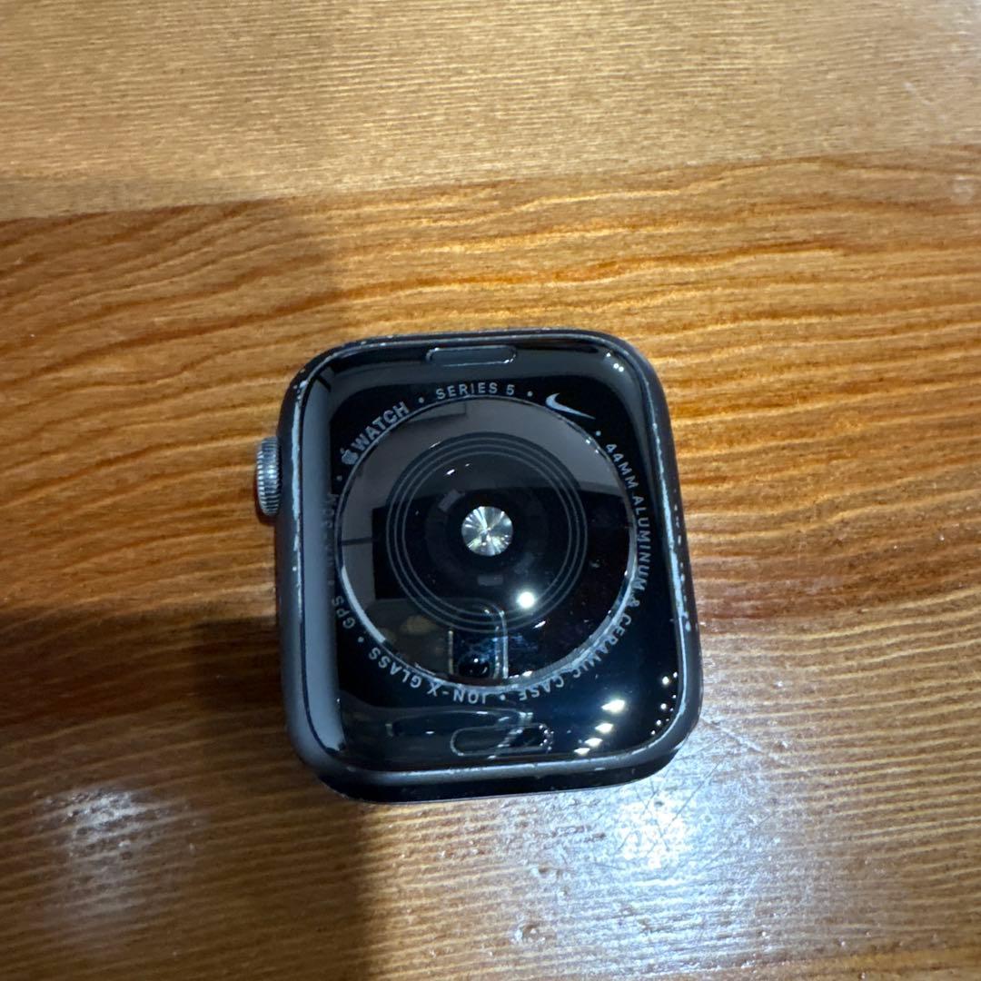 APPLE WATCH5 NIKE 44mm GPSモデル グレーアルミケース