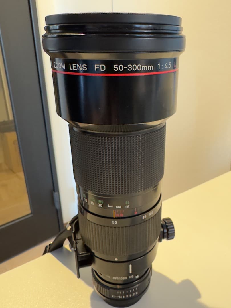 Canon FD 50-300mm f/4.5 L レンズ