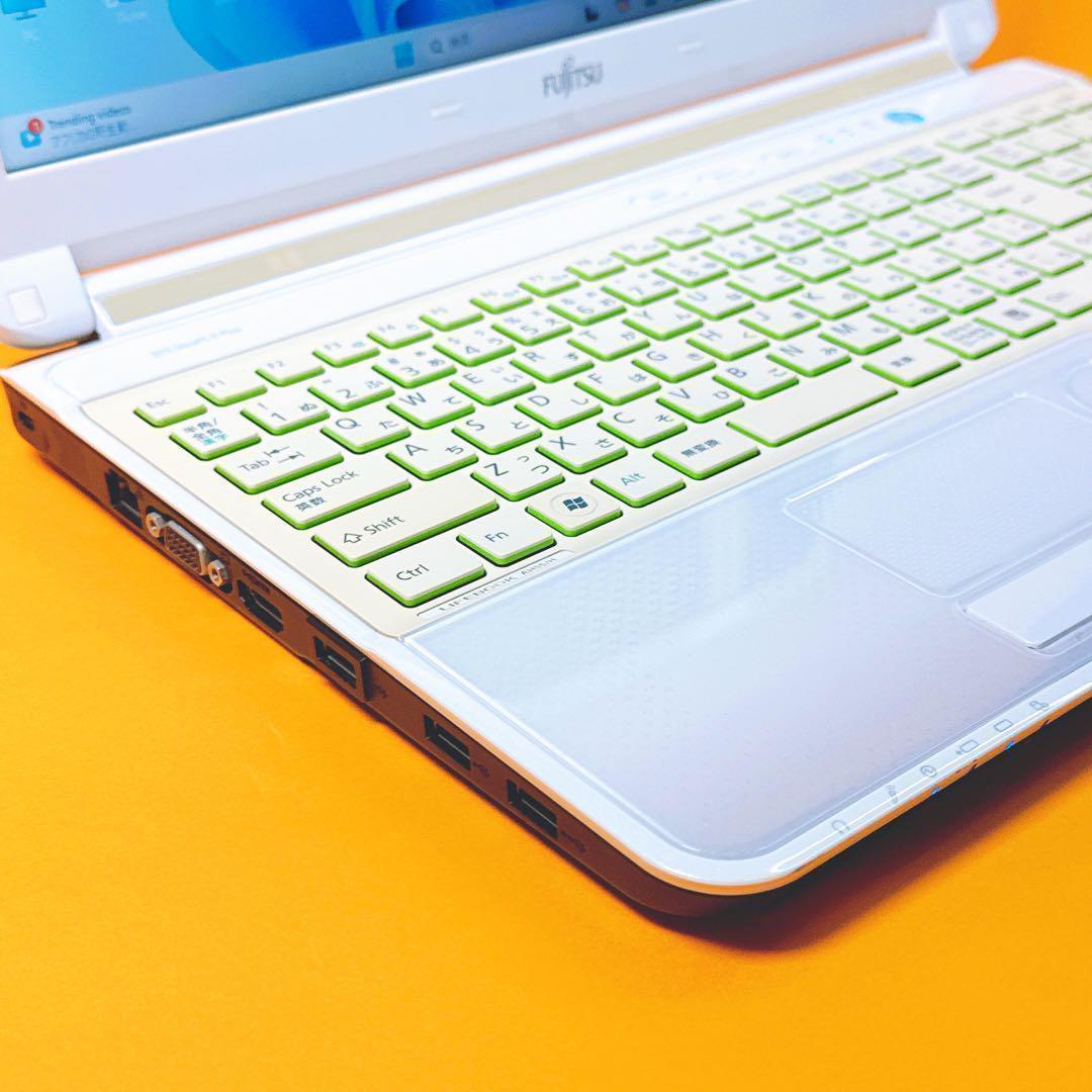 極上‼️爆速i7 16GB 新品SSD windows11 ノートパソコンカメラ