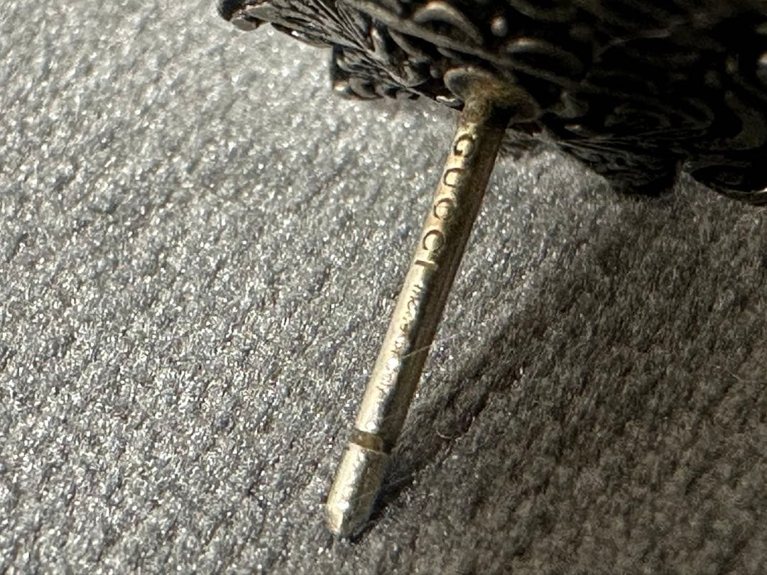 IY GUCCI ピアス　片耳　傷汚れあり　中古　箱無し