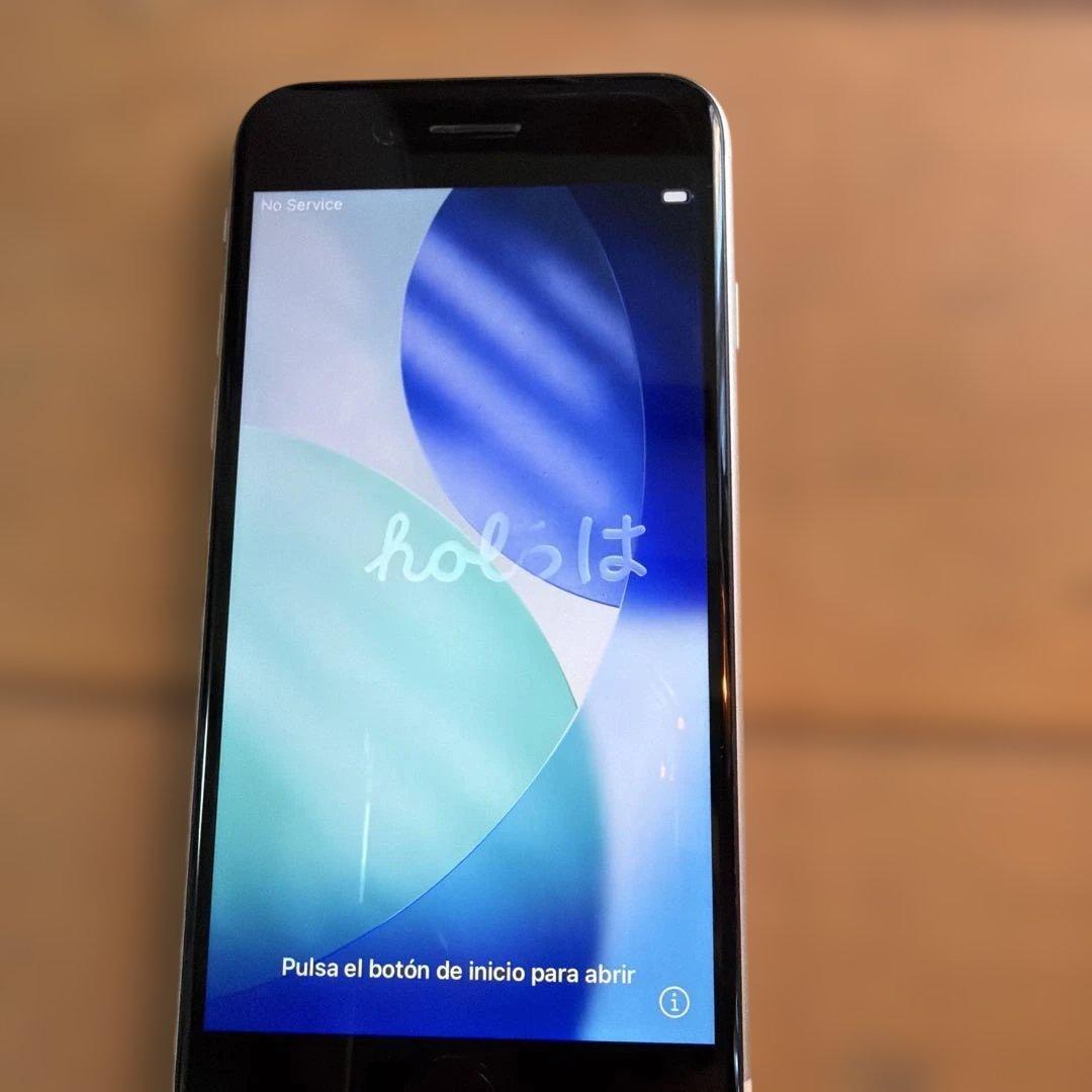 iPhone SE 第3世代　バッテリー84%