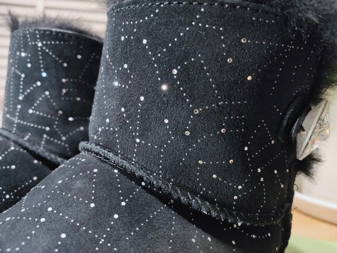 UGG アグ スワロフスキー 天体モチーフ 星座 ショートブーツ