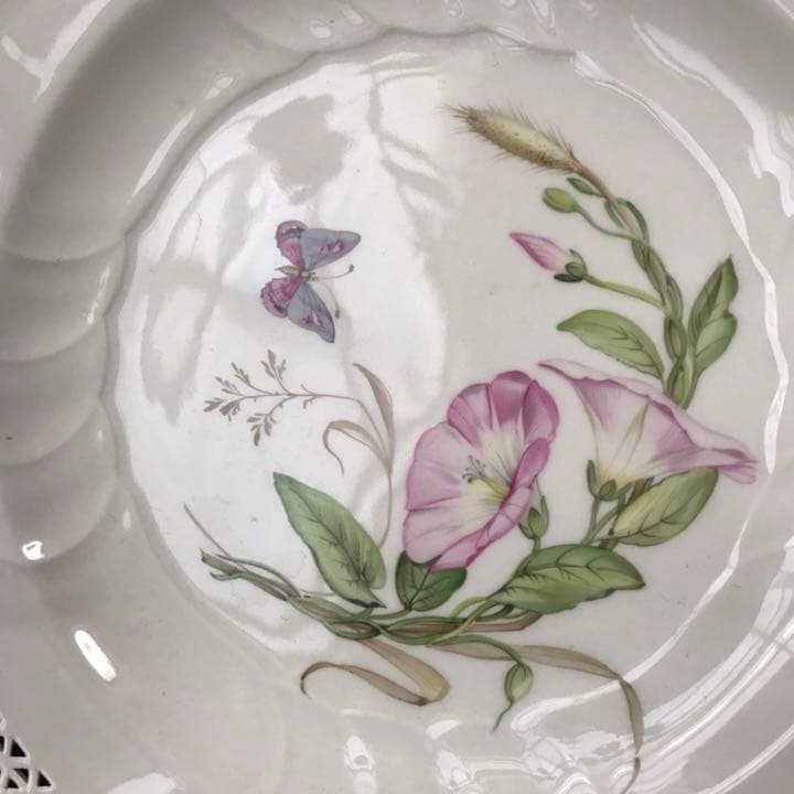 kpmベルリン 透かし 蝶と花 ピアスプレート