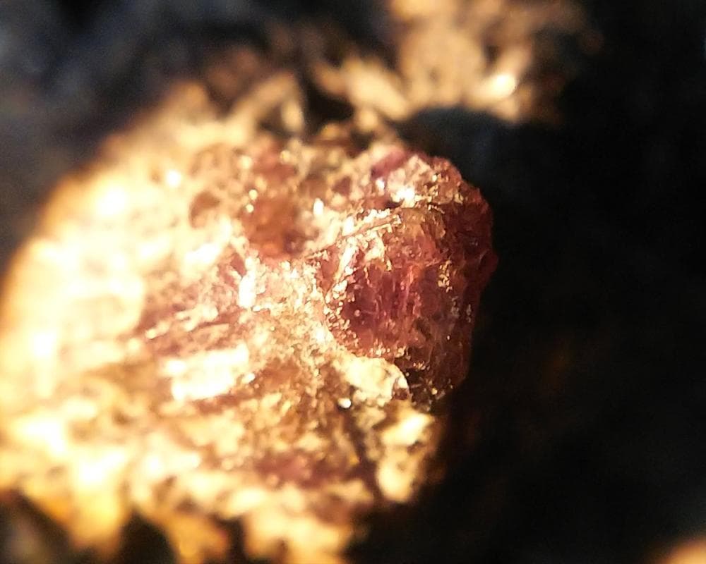 496 アレキサンドライト 母岩付 原石 結晶 ブラジル産