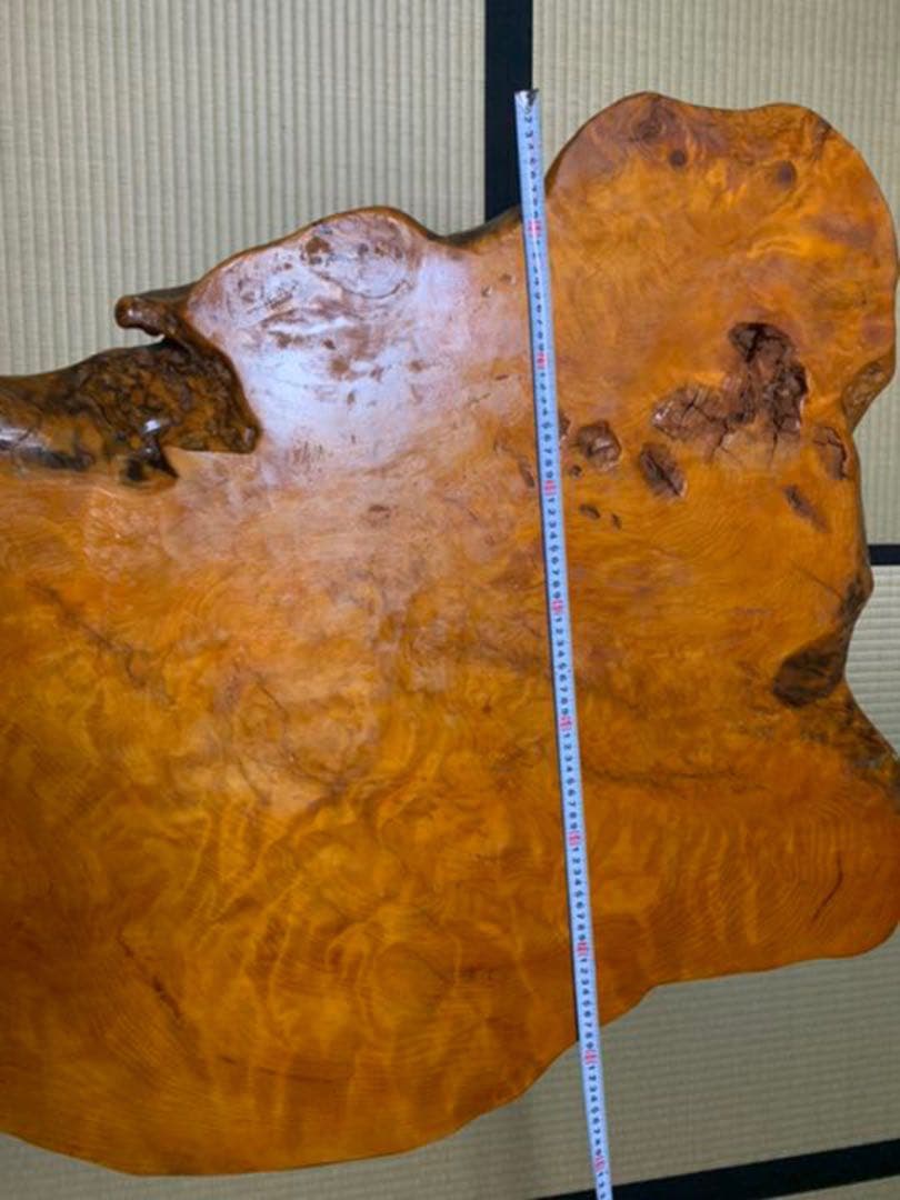 天然木　無垢　欅のテーブル