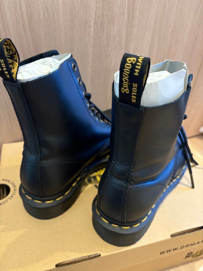 F*U様 【極美品】Dr. Martens 1460 8ホールブーツ UK4 2