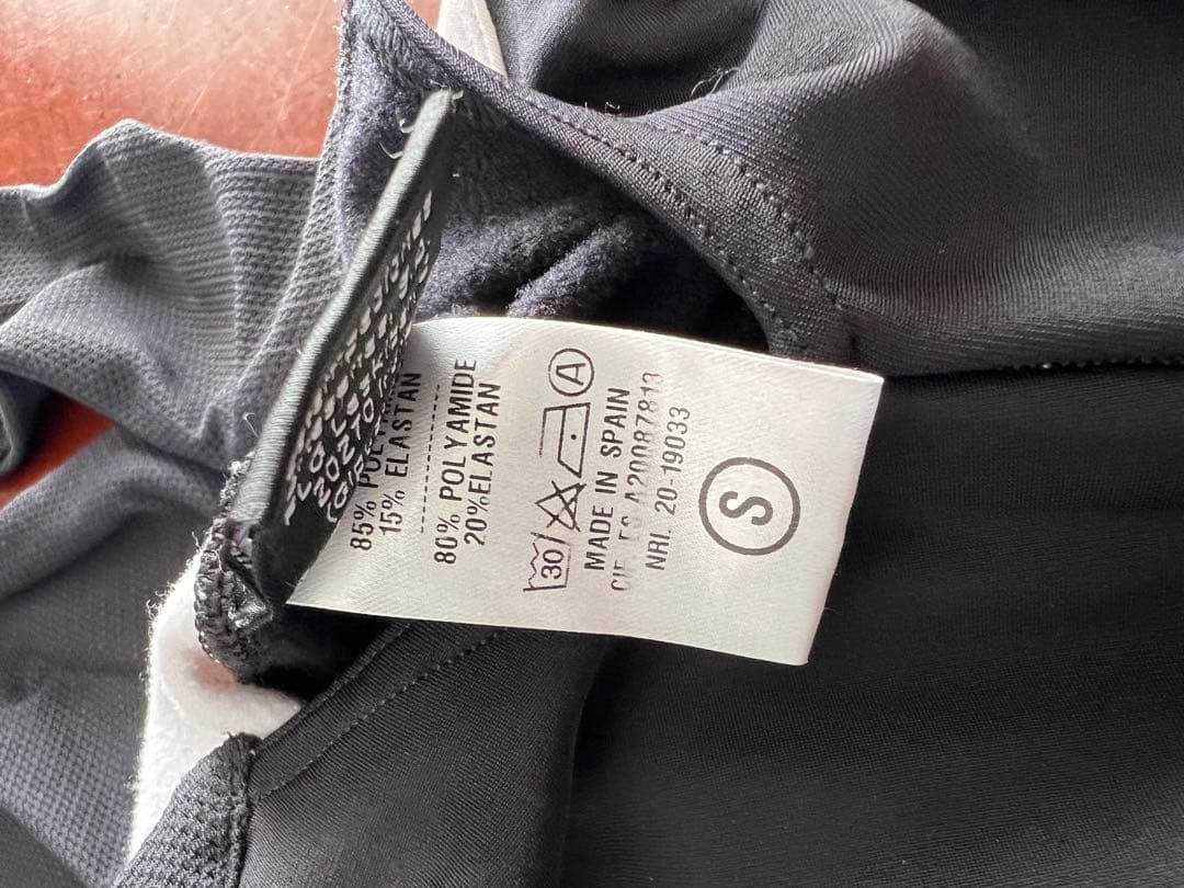 ETXEONDO ウィンドストッパー ブラック サイクルジャケット