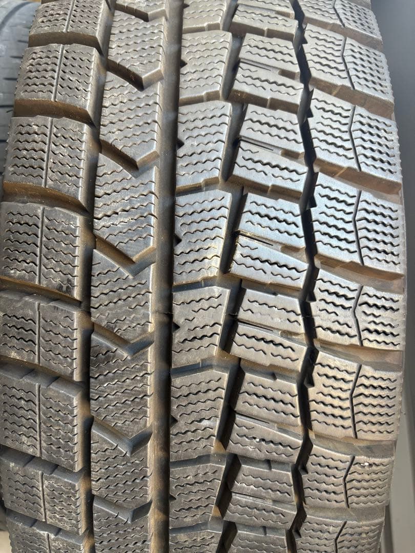 プリウスアルファ純正アルミ、スタッドレス　1本