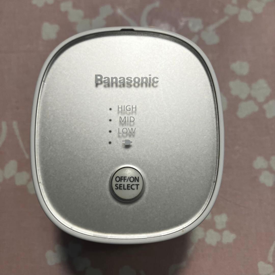 美品 パナソニック / 頭皮エステ サロンタッチタイプ〈スパイラル〉 シルバー調