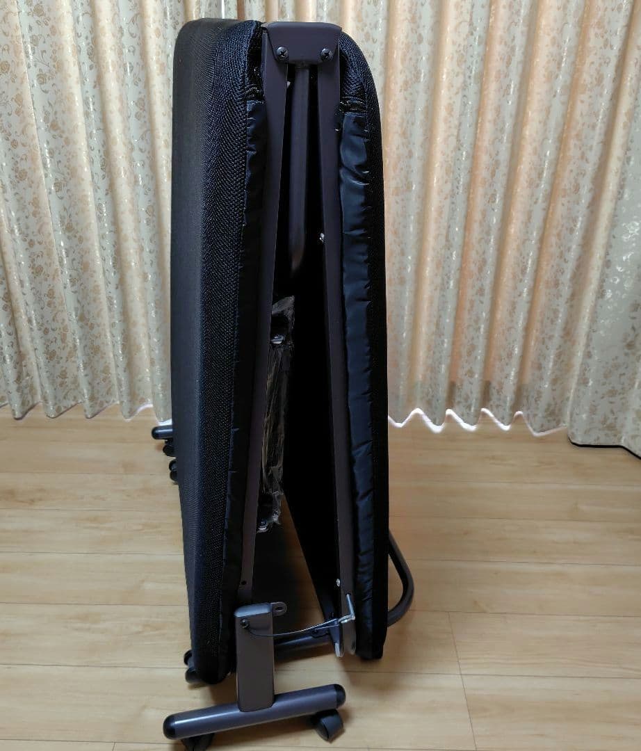 【直接引渡し希望】山善　YAMAZEN　折りたたみ　ベッド　シングル　ブラック