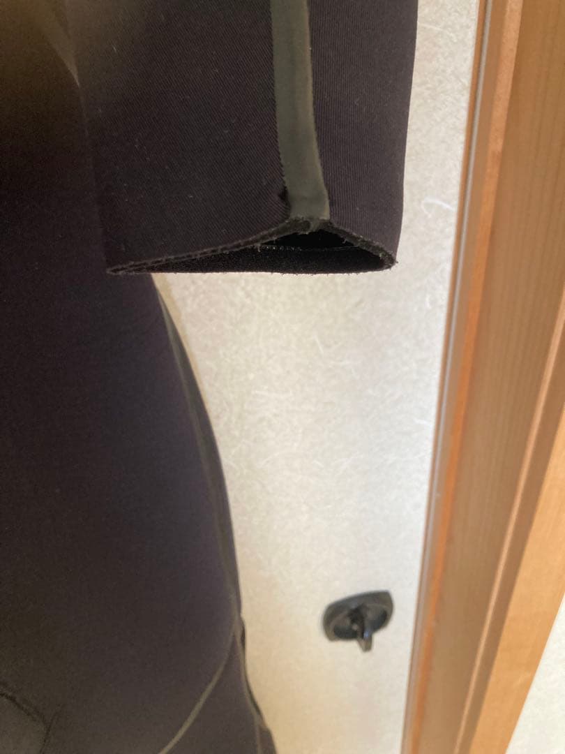 値下げ:ウェットスーツ セミドライ 4/3mm MTサイズ身長175〜180前後