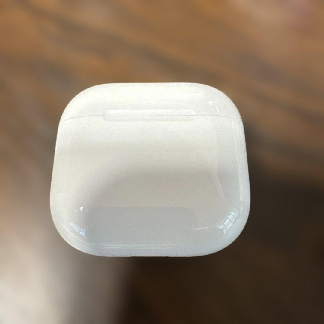 Airpods4 ノイズキャンセンリング搭載モデル